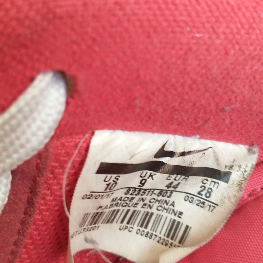 NIKE SNEAKERS - Picture 4 of 7